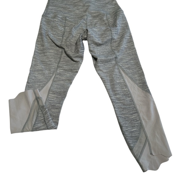 Lululemon Athletica Gray Cropped Leggings - Picture 2 of 8